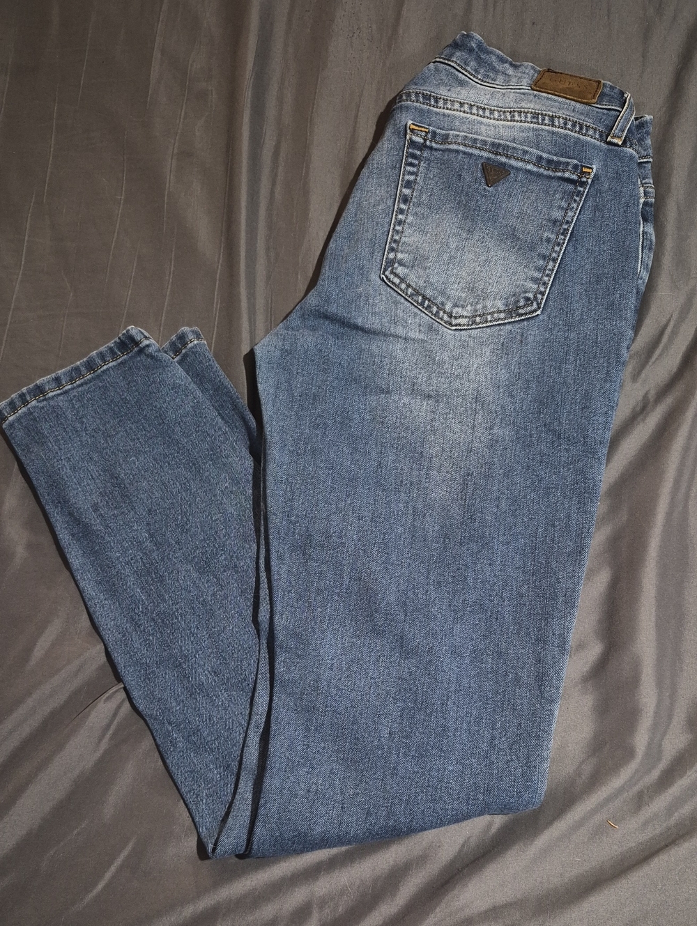 Women’s Guess Blue Denim Jeans - Classic Mid Wash